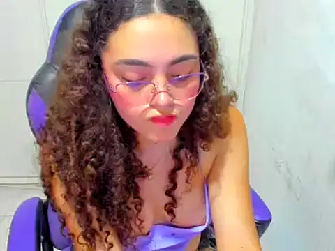 Lily anal squirt  online show from 3, 1, 2025