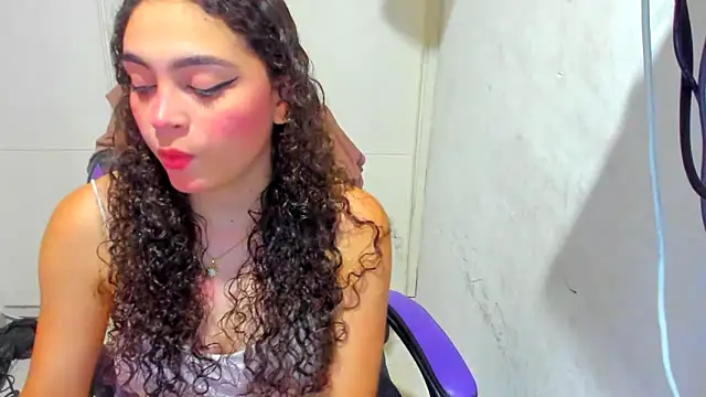 Lily anal squirt  online show from 7, 1, 2025