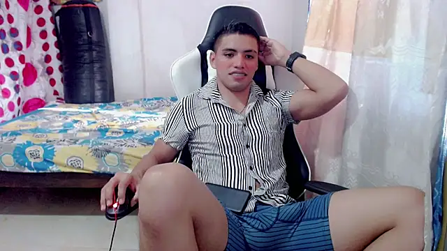 Snapshot of danilo302209 chatting on 23, 1, 2025 danilo302209 online show from 23, 1, 2025