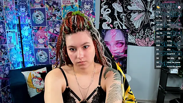 Snapshot of Bonni_Meiz chatting on 12, 11, 2025 Bonni Meiz online show from 12, 11, 2025