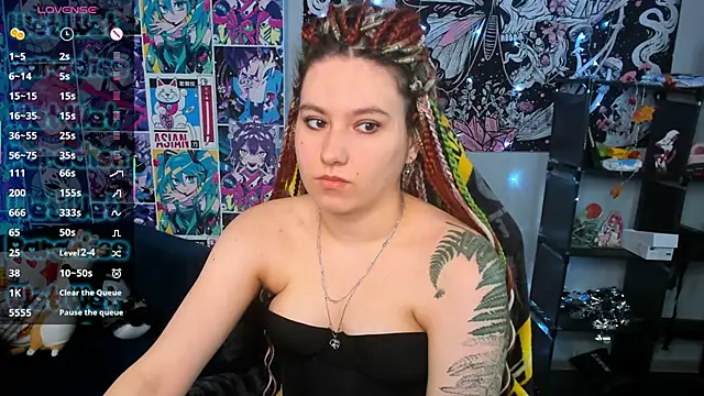 Snapshot of Bonni_Meiz chatting on 4, 12, 2025 Bonni Meiz online show from 4, 12, 2025