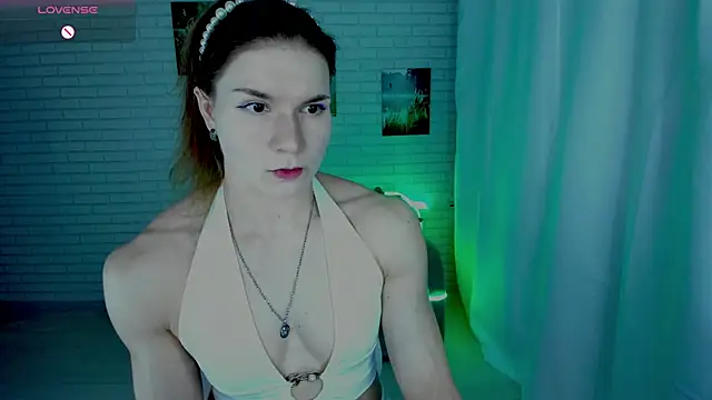 Snapshot of Lisa_Ray chatting on 4, 4, 2026 Lisa Ray online show from 4, 4, 2026