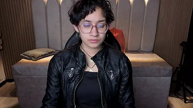 Snapshot of Lili_Gomez_ chatting on 22, 12, 2025 Lili Gomez online show from 22, 12, 2025