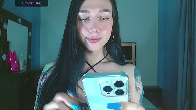 Snapshot of karla_zambrano chatting on 17, 1, 2026 karla zambrano online show from 17, 1, 2026