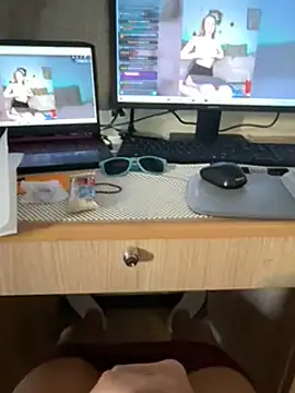 Snapshot of Hard_SeaMen chatting on 11, 1, 2025 Hard SeaMen online show from 11, 1, 2025