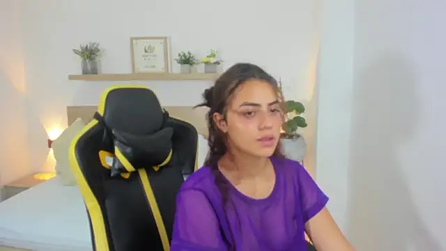 yaya23x online show from 20, 12, 2024