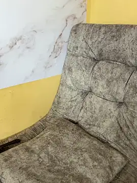 Snapshot of ReaGrant chatting on 5, 1, 2026 ReaGrant online show from 5, 1, 2026