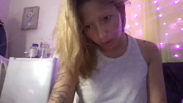 Snapshot of megansweetfromthevalley chatting on 18, 7, 2026 megansweetfromthevalley online show from 18, 7, 2026