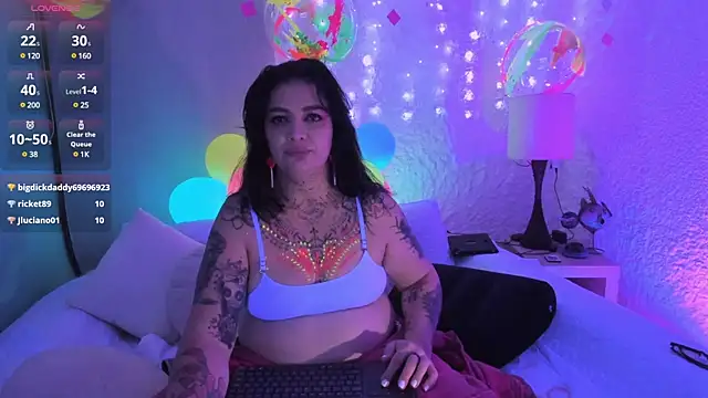 poisson ivy online show from 15, 3, 2025