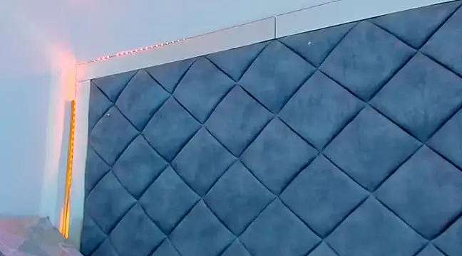 Nellyhills online show from 4, 2, 2025