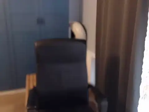 Snapshot of CuteMan33 chatting on 1, 11, 2025 CuteMan33 online show from 1, 11, 2025