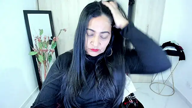 Snapshot of Adele_Sweett chatting on 12, 5, 2026 Adele Sweett online show from 12, 5, 2026