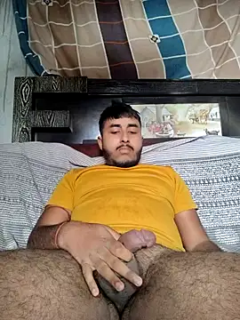 Snapshot of Rainted_Boyfriend_00x chatting on 19, 1, 2025 Rainted Boyfriend 00x online show from 19, 1, 2025