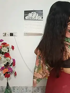 Hot-Angel  online show from 13, 5, 2026