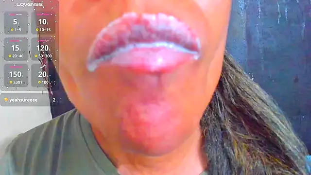 KamariaFyre online show from 22, 11, 2025