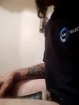 Snapshot of RainlessInitiator2 chatting on 31, 10, 2025 RainlessInitiator2 online show from 31, 10, 2025