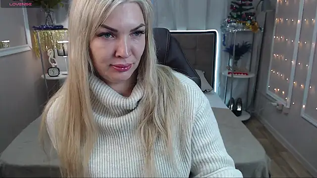 Snapshot of lissa_voxx chatting on 5, 1, 2025 lissa voxx online show from 5, 1, 2025