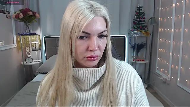 Snapshot of lissa_voxx chatting on 6, 1, 2025 lissa voxx online show from 6, 1, 2025