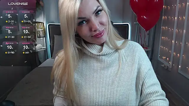 Snapshot of lissa_voxx chatting on 12, 2, 2025 lissa voxx online show from 12, 2, 2025