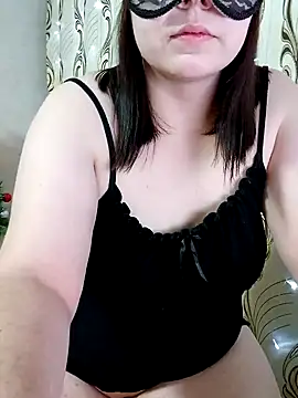 Snapshot of Miranda_Nancy chatting on 21, 12, 2024 Miranda Nancy online show from 21, 12, 2024