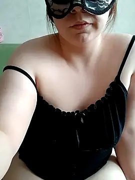 Snapshot of Miranda_Nancy chatting on 15, 3, 2025 Miranda Nancy online show from 15, 3, 2025