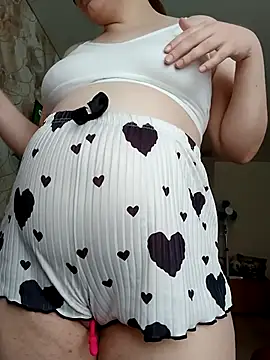 Snapshot of Miranda_Nancy chatting on 22, 9, 2025 Miranda Nancy online show from 22, 9, 2025