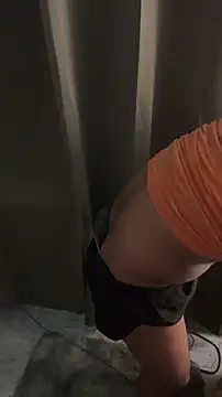 Snapshot of nick__yy chatting on 9, 3, 2026 nick yy online show from 9, 3, 2026