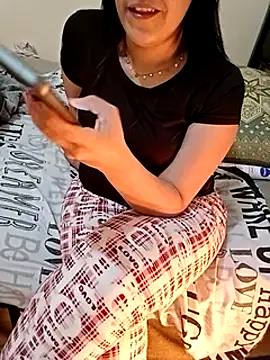 ShadiaStar online show from 24, 2, 2025