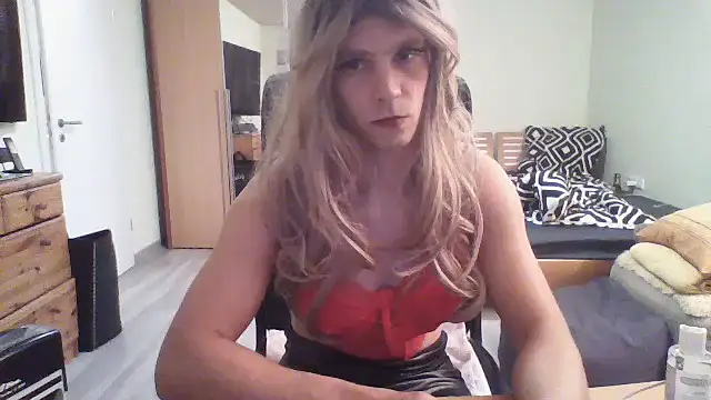 Kinky-Kristina online show from 16, 9, 2025