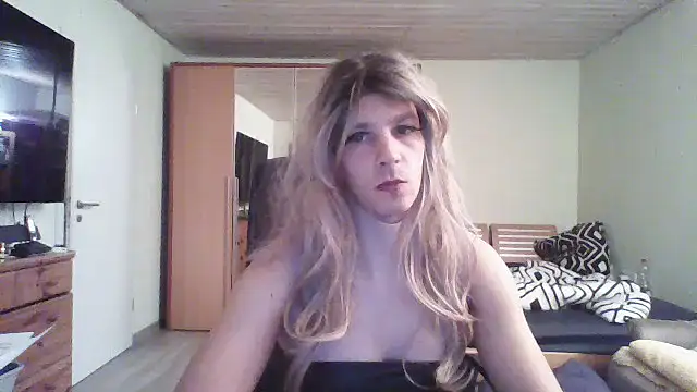 Kinky-Kristina online show from 3, 10, 2025