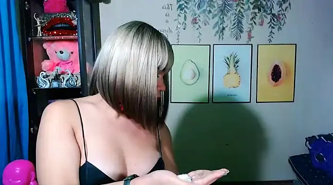 Snapshot of MS_SexCumEducation_TS chatting on 27, 2, 2025 MS SexCumEducation TS online show from 27, 2, 2025
