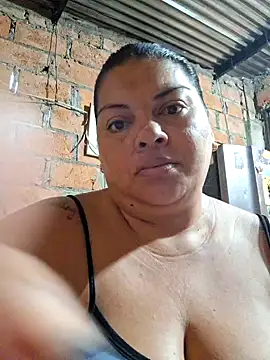 chubby sexy big tits online show from 18, 3, 2025