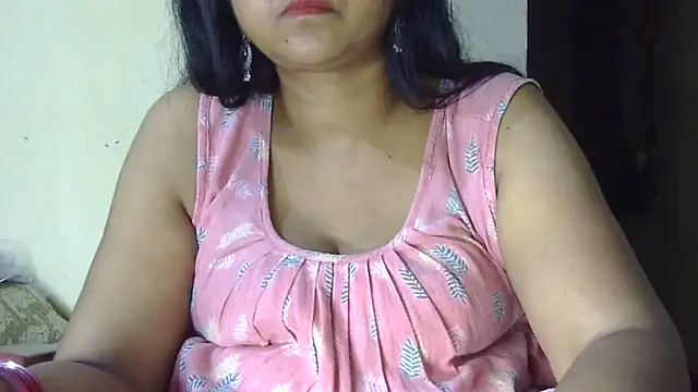 Snapshot of Suhana-sapna chatting on 8, 10, 2025 Suhana-sapna online show from 8, 10, 2025