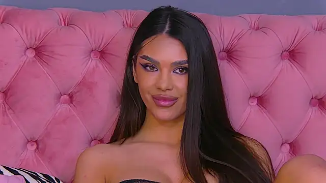 Nicole Diva online show from 5, 2, 2025