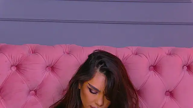 Nicole Diva online show from 15, 2, 2025