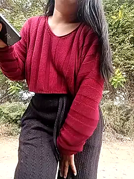 Danna-linyi online show from 28, 6, 2026