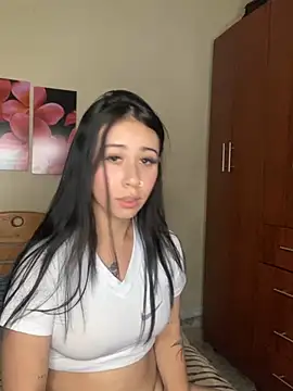 Snapshot of Zoee_t chatting on 21, 1, 2025 Zoee t online show from 21, 1, 2025