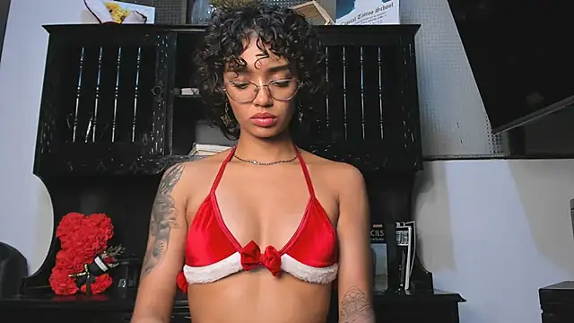 slutty venus online show from 25, 12, 2024