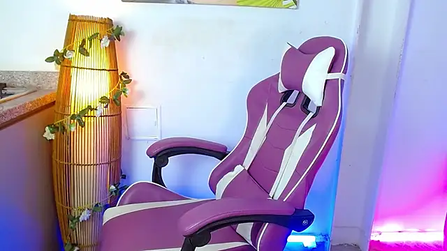 georgina lulu online show from 16, 1, 2025