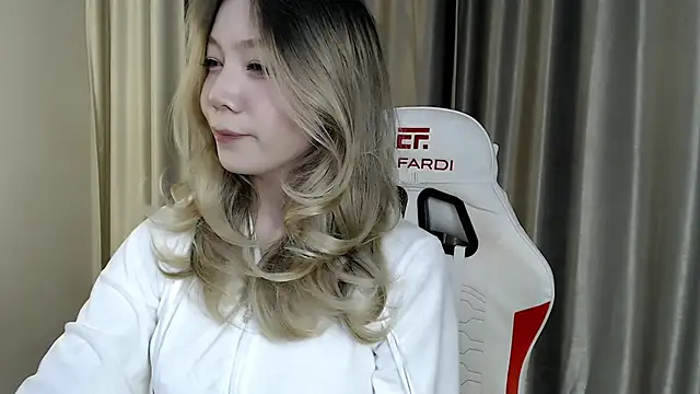 Babby Rabbit online show from 20, 10, 2025