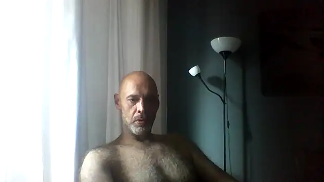 Snapshot of Avamereandmikel chatting on 28, 7, 2026 Avamereandmikel online show from 28, 7, 2026