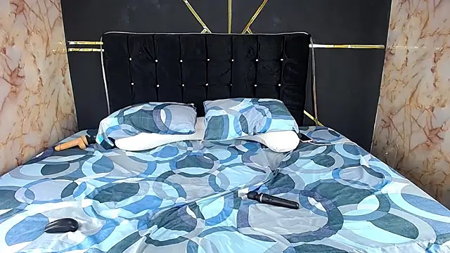 AmandaRobers online show from 5, 2, 2025