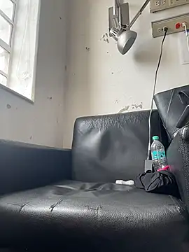 Gabriela-Parker  online show from 19, 11, 2025