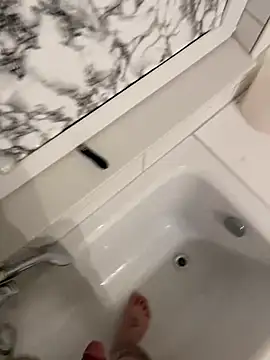 Snapshot of Loco42- chatting on 24, 12, 2024 Loco42- online show from 24, 12, 2024