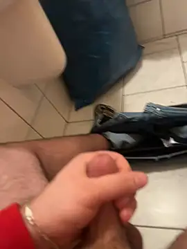 Snapshot of Loco42- chatting on 3, 1, 2025 Loco42- online show from 3, 1, 2025