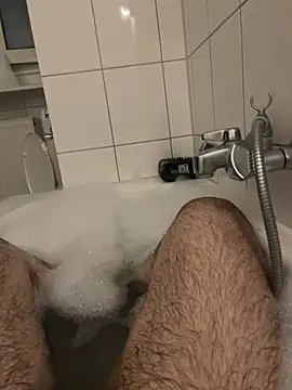 Snapshot of Loco42- chatting on 9, 1, 2025 Loco42- online show from 9, 1, 2025