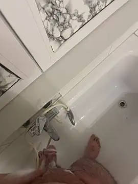 Snapshot of Loco42- chatting on 1, 3, 2025 Loco42- online show from 1, 3, 2025