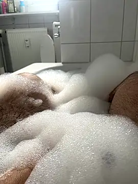 Snapshot of Loco42- chatting on 10, 9, 2025 Loco42- online show from 10, 9, 2025