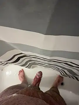 Snapshot of Loco42- chatting on 5, 11, 2025 Loco42- online show from 5, 11, 2025