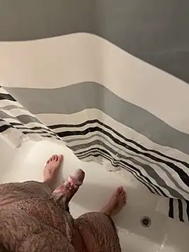 Snapshot of Loco42- chatting on 4, 12, 2025 Loco42- online show from 4, 12, 2025